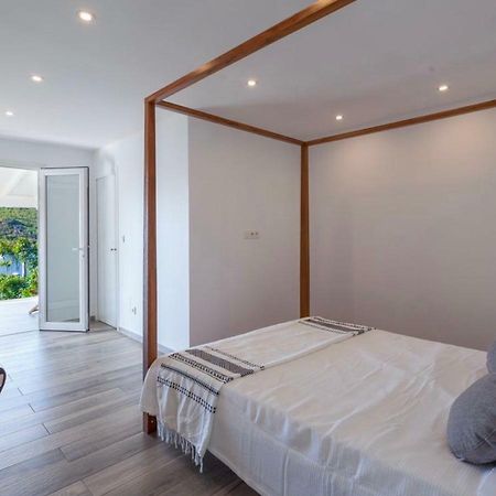 Villa Ondines Les Anses-d'Arlets Exteriör bild